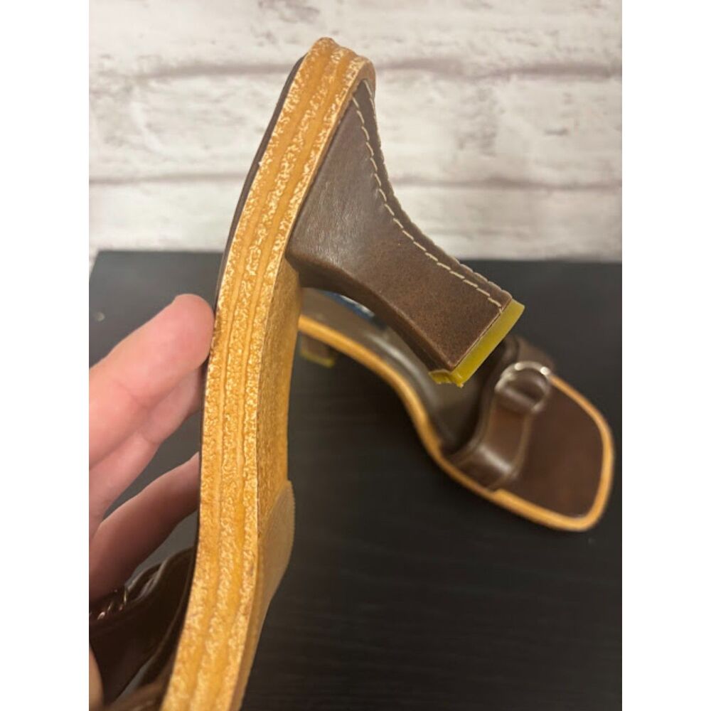 LEI Y2k Buckle Strap Peep Toe Heel Preppy Office Siren Block Heel Size 8 Brown - Picture 4 of 6